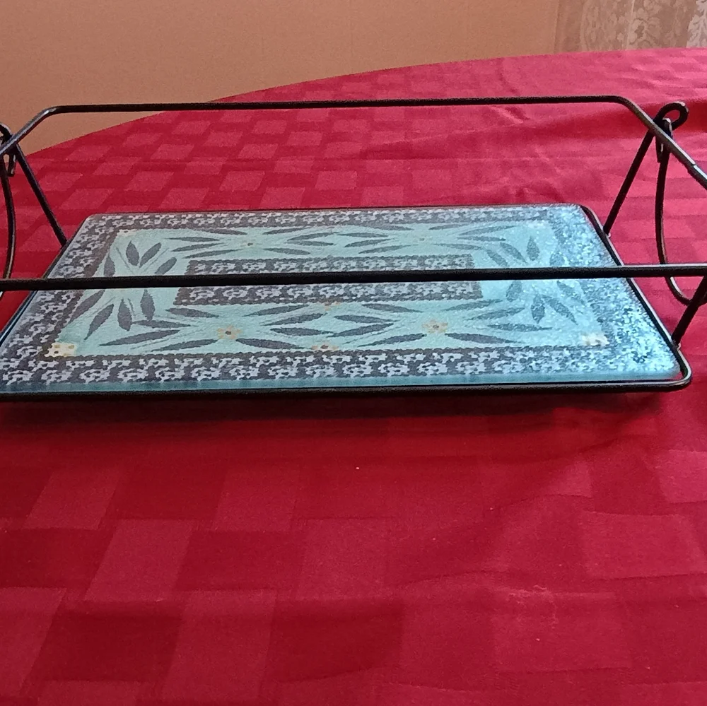 Temptations by Tara Old World Blue Metal Rack & Trivet 12 x 8 for loaf pan